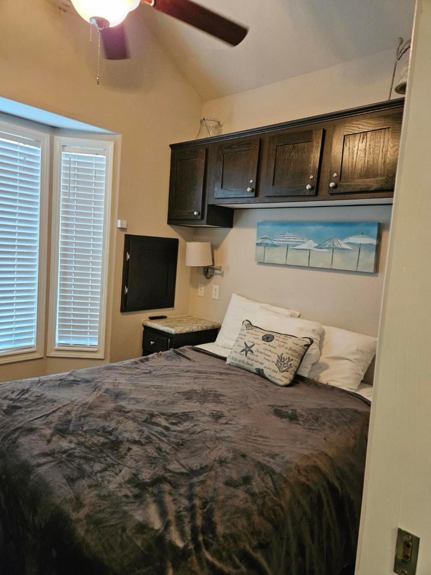 Live Oak Landing Hotell Freeport Eksteriør bilde